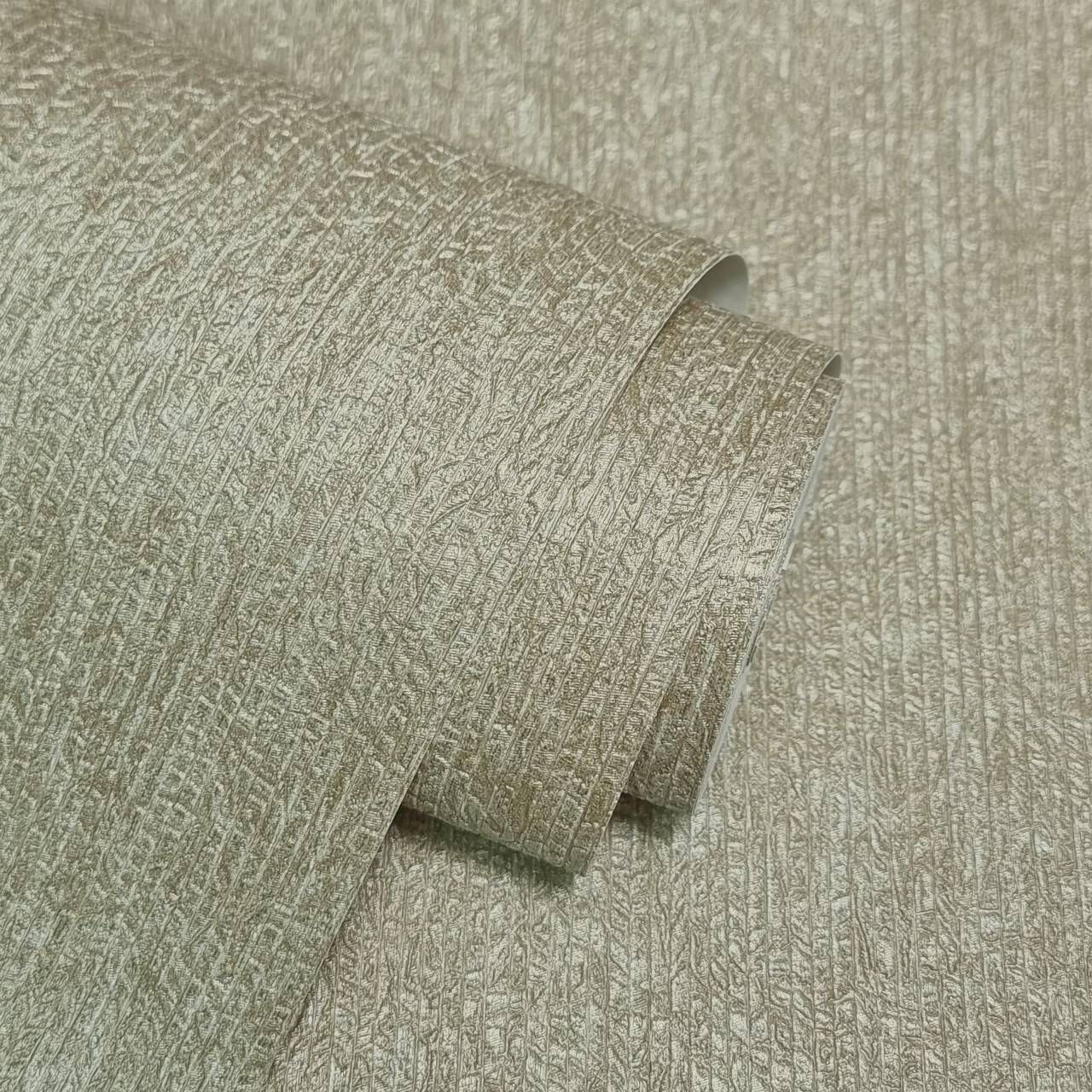 Gianni Plain Khaki Green Textured Vinyl Wallpaper M95692